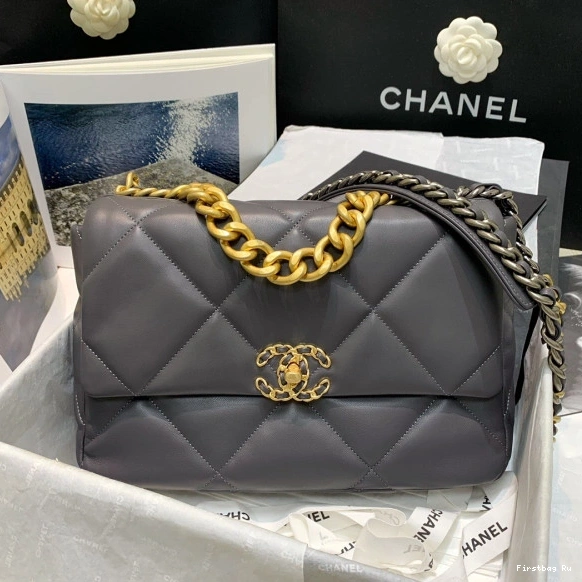 First Bag Ru FLAP BAG CHANEL 19 0809